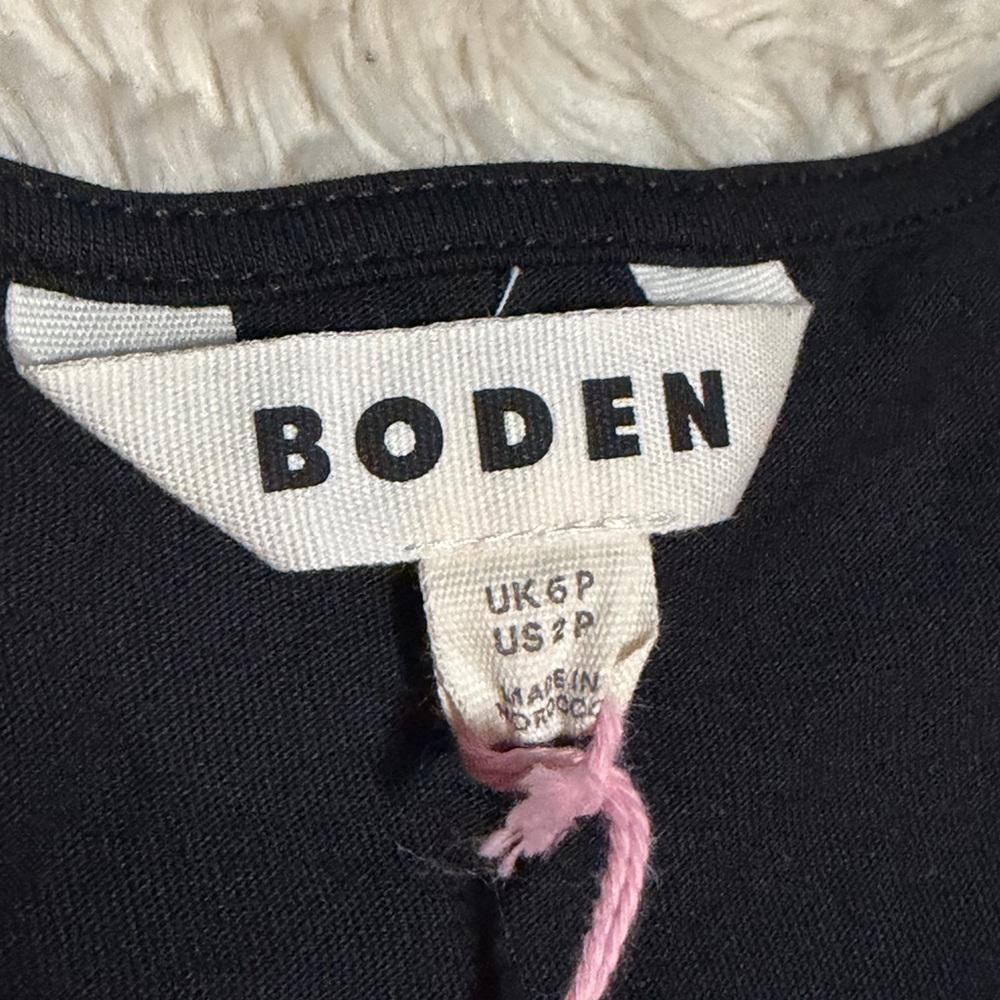NWT Boden Louisa Short Jersey Dress in Black - Size 2P - Picture 3 of 5